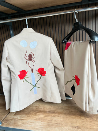 Men's Beige red roses embroided Western suit