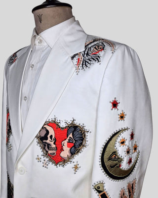 Men’s White Country Western Embroidered Blazer – Gothic Skull & Vulture Jacket, Rhinestone Halloween Party Concert Outfit