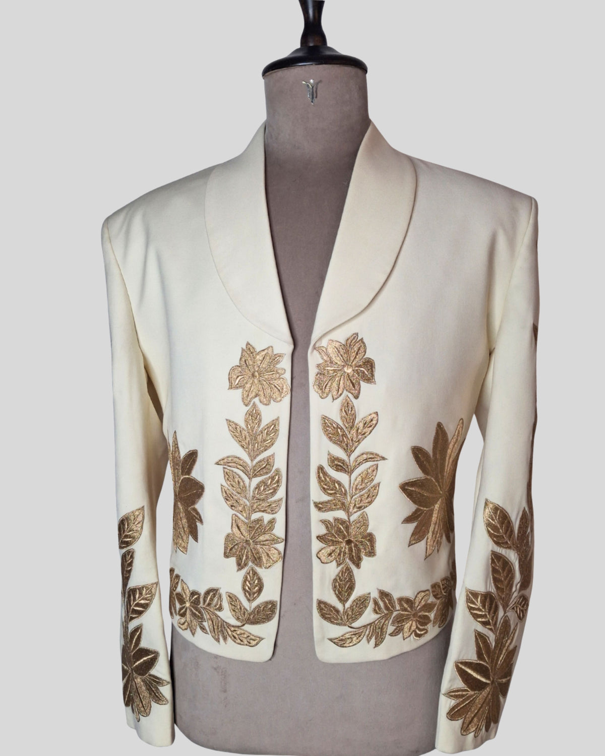 Men’s Ivory Mariachi 2-Piece Suit with Gold Floral Embroidery – Traditional Charro Style Formal Outfit