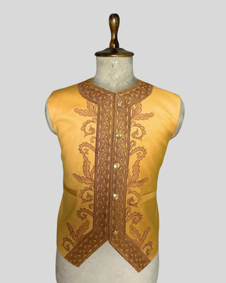 Men’s Rococo Embroidered 3-Piece Suit – Mustard Royal Historical Costume