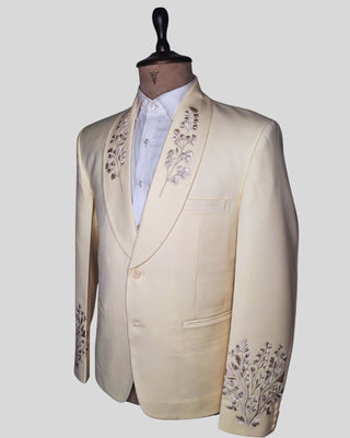 Men’s Ivory Embroidered Wedding Suit with Shawl Lapel & Matching Trouser – Elegant Formal Groom Outfit