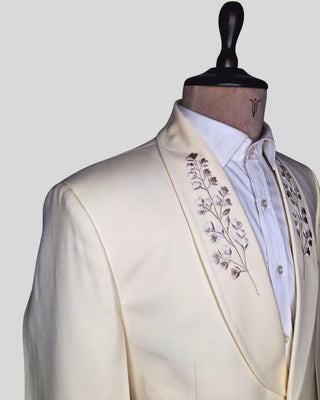 Men’s Ivory Embroidered Wedding Suit with Shawl Lapel & Matching Trouser – Elegant Formal Groom Outfit