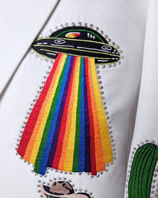 Men’s White Country Western Embroidered Blazer – Alien Cowboy Party Jacket, Rhinestone Detail, Concert & Festival Outfit