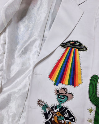 Men’s White Country Western Embroidered Blazer – Alien Cowboy Party Jacket, Rhinestone Detail, Concert & Festival Outfit