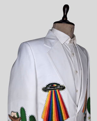 Men’s White Country Western Embroidered Blazer – Alien Cowboy Party Jacket, Rhinestone Detail, Concert & Festival Outfit
