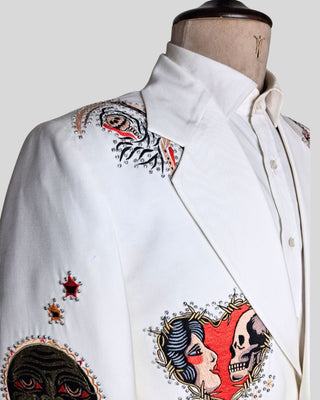 Men’s White Country Western Embroidered Blazer – Gothic Skull & Vulture Jacket, Rhinestone Halloween Party Concert Outfit
