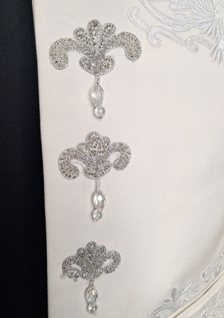 Men’s White Embroidered Mariachi Charro 2-Piece Suit – Classic Charro Jacket & Pants