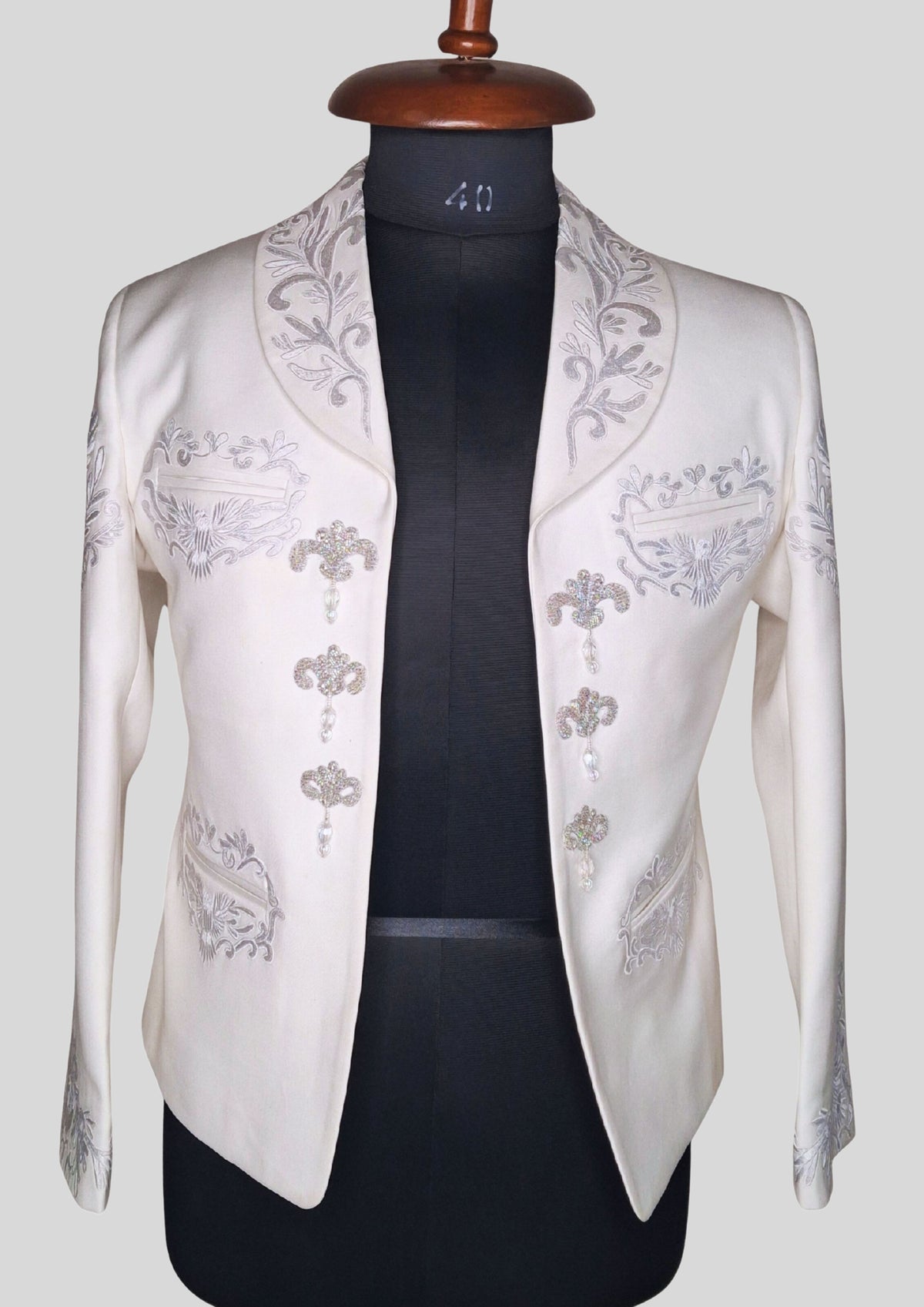 Men’s White Embroidered Mariachi Charro 2-Piece Suit – Classic Charro Jacket & Pants