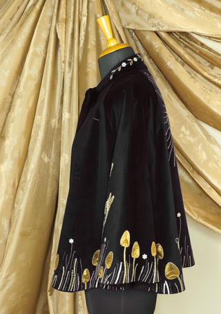 The Midnight Enchantress Cape — Velvet, Myth & Gold