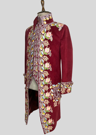 Men’s Maroon Rococo Embroidered 2-Piece Suit – Floral Tailcoat & Waistcoat Set for Carnival & Wedding