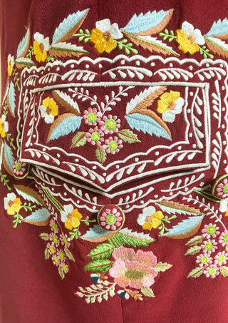Men’s Maroon Rococo Embroidered 2-Piece Suit – Floral Tailcoat & Waistcoat Set for Carnival & Wedding