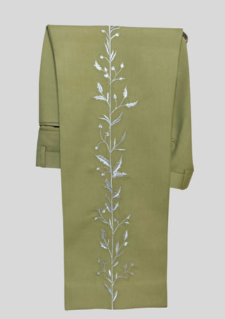 Men’s Olive Green Mariachi Charro 3-Piece Suit with Silver Embroidery – Elegant Wedding & Festival Outfit.