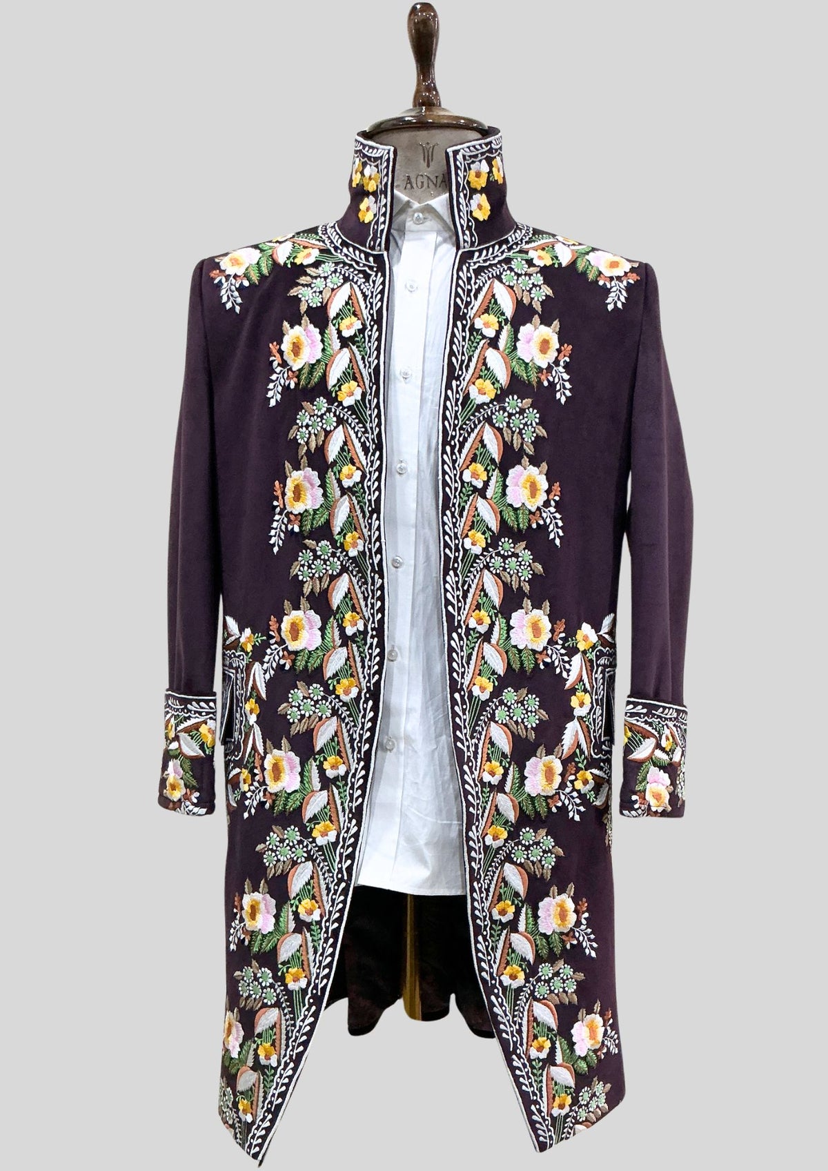 Men’s Wine Rococo 4-Piece Suit – Embroidered Vintage Coat with Waistcoat & Breeches | Baroque Wedding, Royal Costume