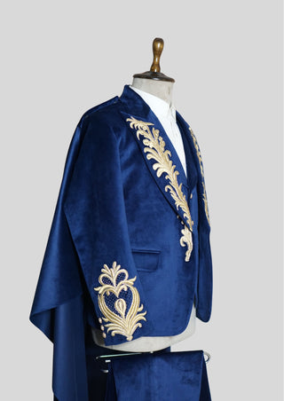 Men Blue Velvet Rococo Suit – Gold Embroidered Cape Theatrical Costumes Groom Suit