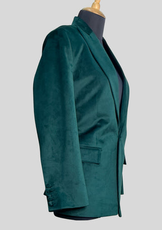 Women’s Emerald Green Velvet 2 Piece Suit with Blazer & Skirt – Elegant Party & Evening Wear