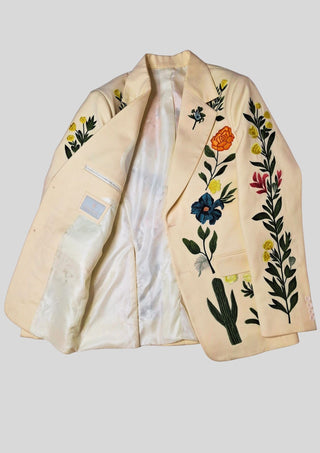 Men’s Ivory Embroidered 2 Piece Suit – Sun & Eagle Western Art Design Wedding Party Outfit