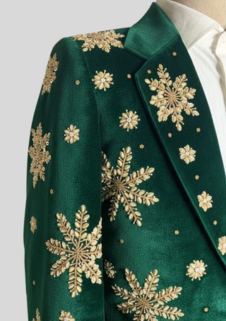 Men’s Green Velvet Christmas Embroidered Blazer – Reindeer & Snowflake Handwork Festive Party Jacket