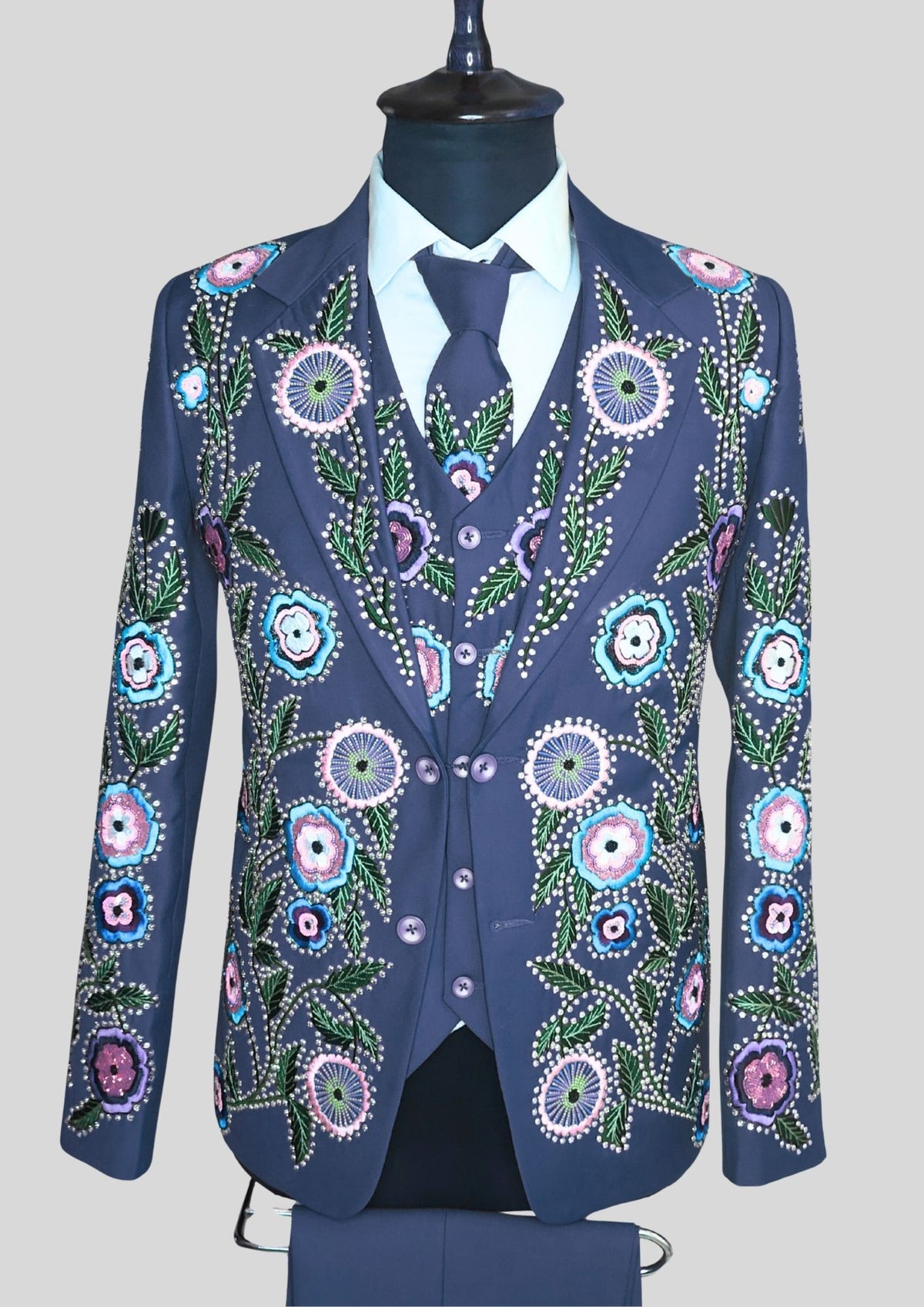 Men’s Blue Country Western Floral Embroidered 3 Piece Suit with Matching Tie Country Groom Outfit