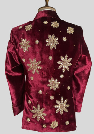 Men’s Maroon Velvet Christmas Embroidered Blazer – Reindeer & Snowflake Handwork Festive Party Jacket