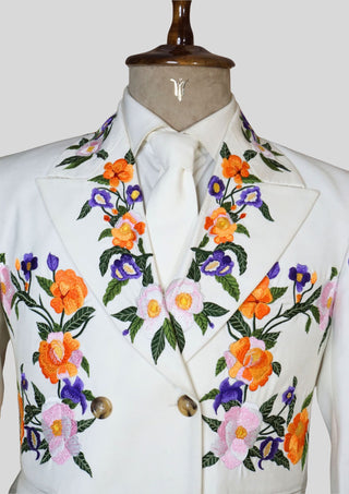 Men’s White Country Western Floral Embroidered Double Breasted Blazer – Cowboy Wedding & Party Wear
