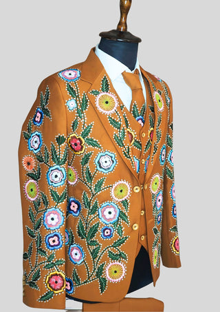 Country Western Floral Embroidered 3 Piece Men Country Groom Wedding Suit