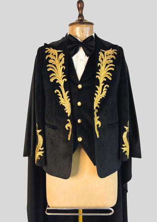Men Black Velvet Rococo Suit – Gold Embroidered Cape Theatrical Costumes Groom Suit