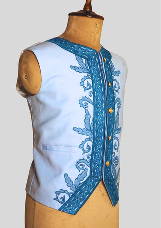 Men’s Rococo Embroidered 3-Piece Suit – Sky Blue Royal Historical Costume