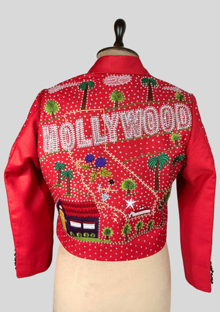 Men's Red Jacket Floral Embroidered Rhinestones Western Cocktail Cowboy Concert Outfits