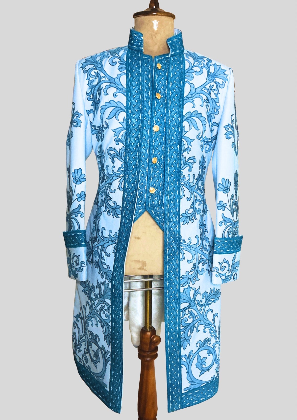 Men’s Rococo Embroidered 3-Piece Suit – Sky Blue Royal Historical Costume